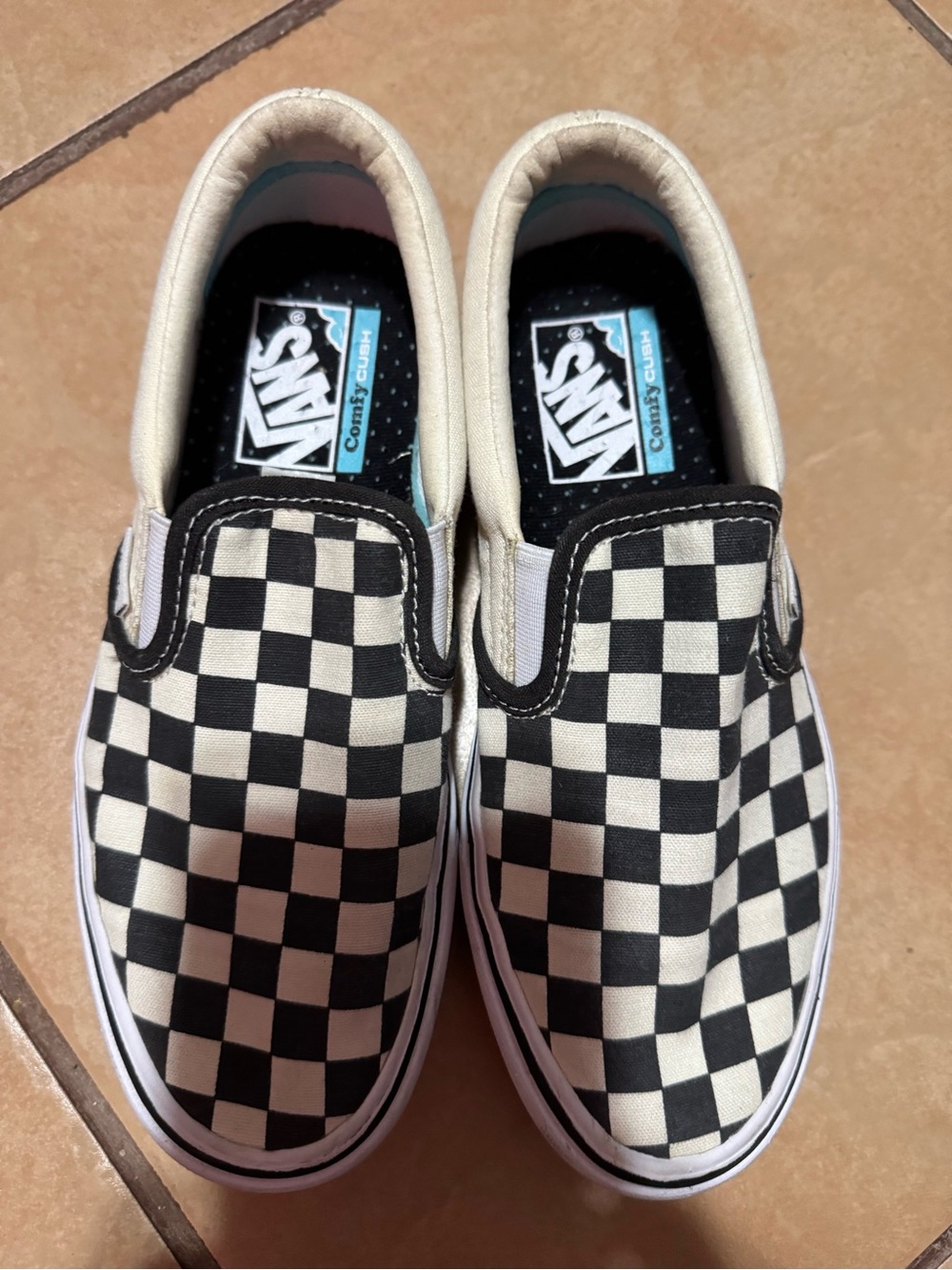 Vans womens Checkerboard Slip-On Sneakers in Black and White - Picture 3 of 5